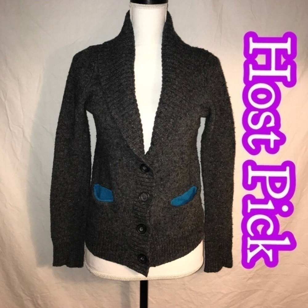 𝅺✅HOST Pick✅ AEO Cardigan, Size Medium